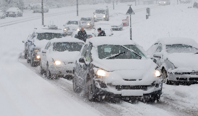 Guidare sulla neve in sicurezza